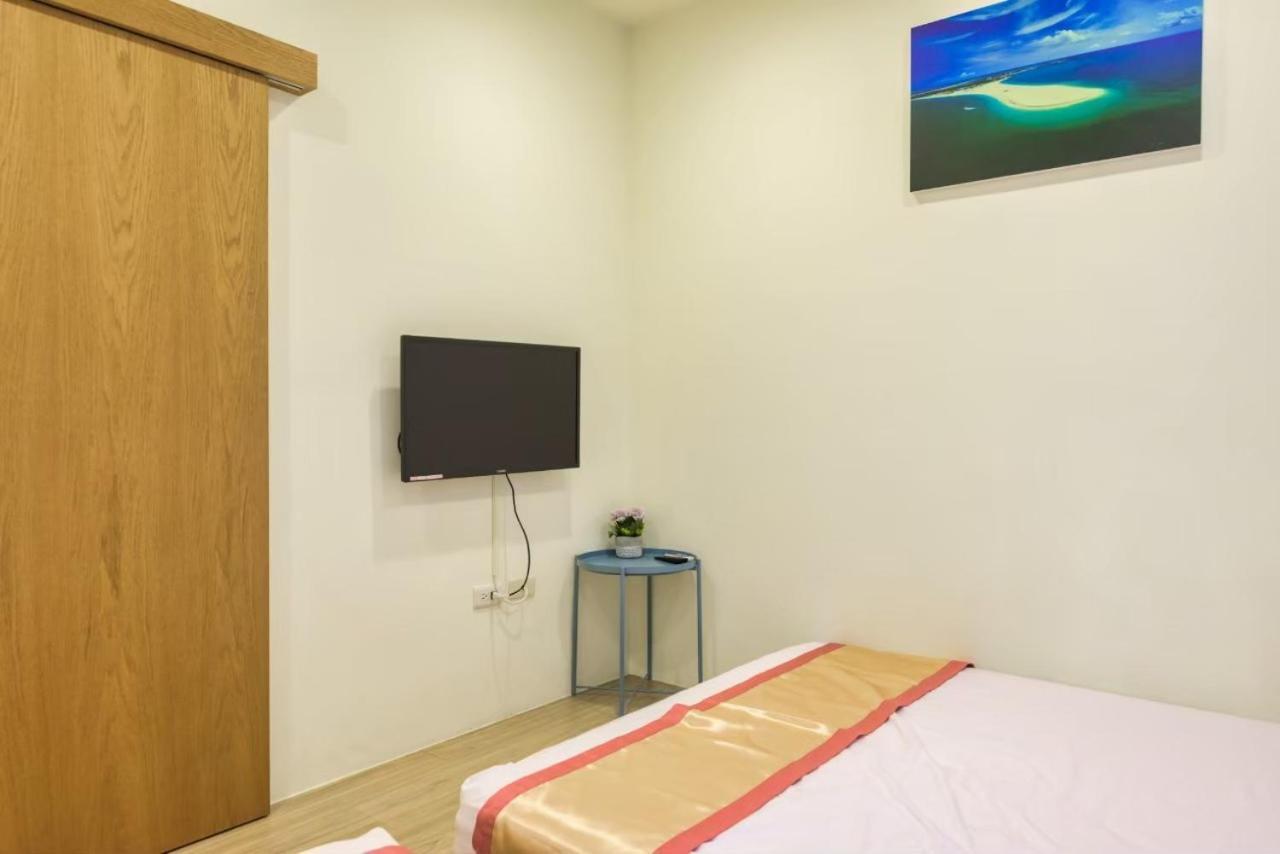 客拉客民宿 Clock B&B Huhszi Kültér fotó