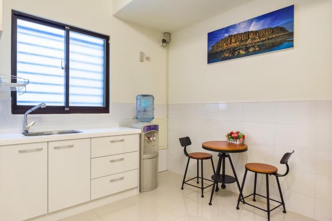客拉客民宿 Clock B&B Huhszi Kültér fotó