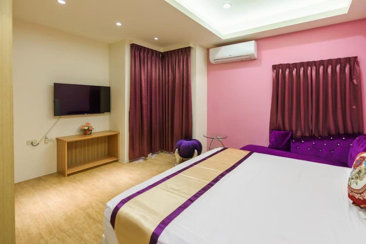 客拉客民宿 Clock B&B Huhszi Kültér fotó
