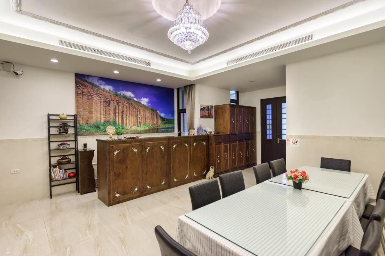 客拉客民宿 Clock B&B Huhszi Kültér fotó