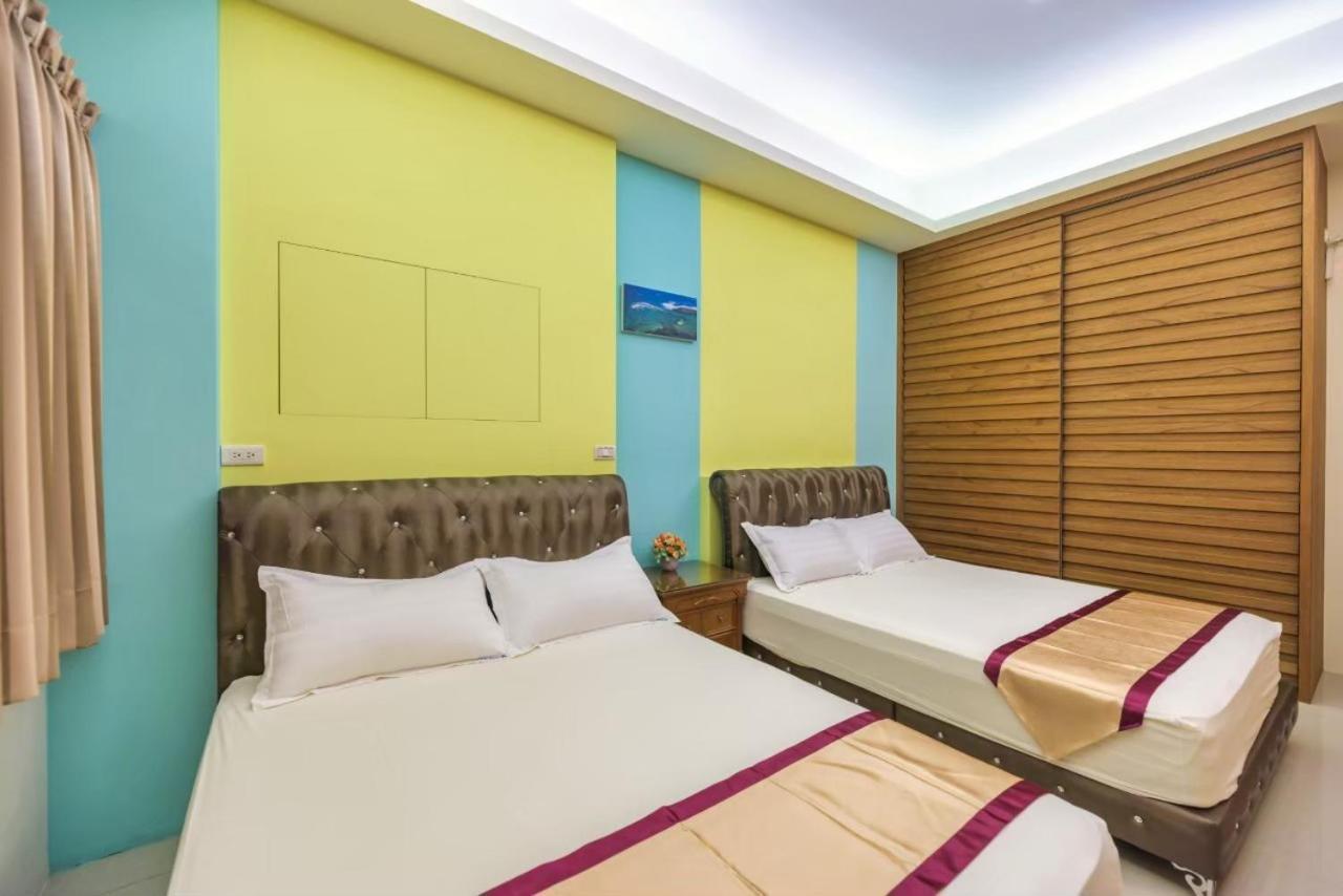 客拉客民宿 Clock B&B Huhszi Kültér fotó